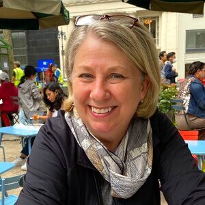 Meet your Posher, Deb